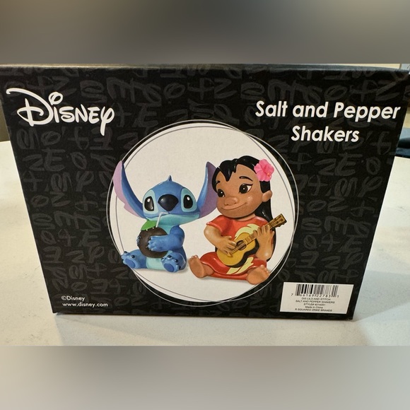 Lilo & Stitch Salt and Pepper Set🌺 - Picture 4 of 4